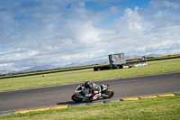anglesey-no-limits-trackday;anglesey-photographs;anglesey-trackday-photographs;enduro-digital-images;event-digital-images;eventdigitalimages;no-limits-trackdays;peter-wileman-photography;racing-digital-images;trac-mon;trackday-digital-images;trackday-photos;ty-croes